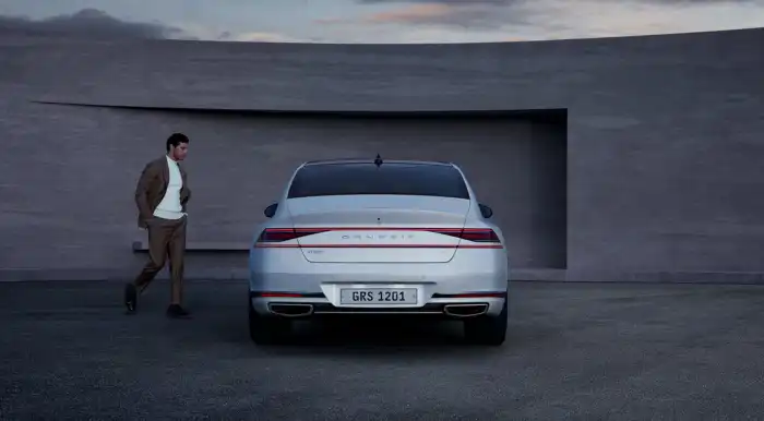 제네시스-g90-후면-흰색