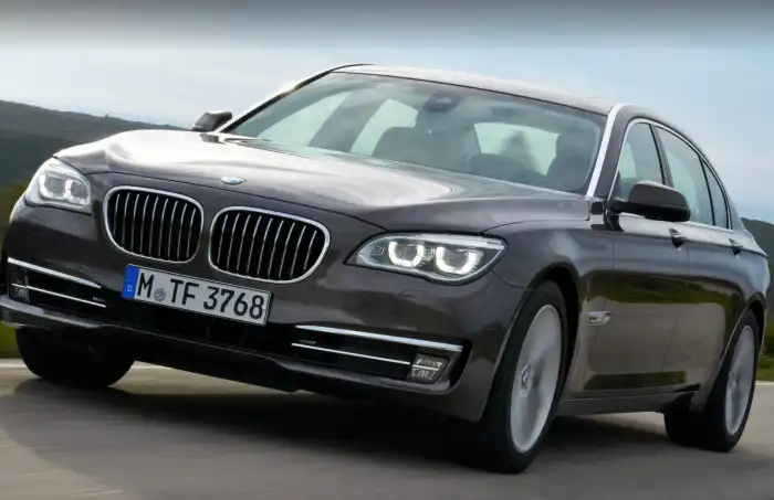 BMW-750Ld-xDrive-인디비주얼