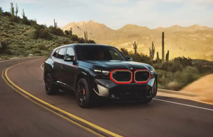 bmw-xm-레드레이블