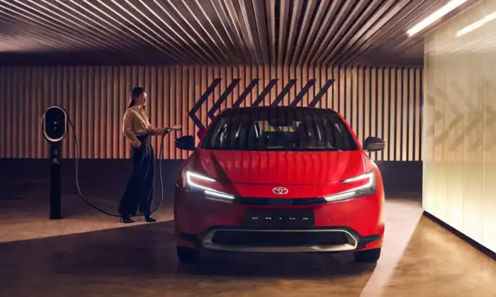 도요타-프리우스-하이브리드