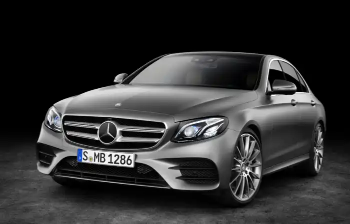 벤츠-E클래스-W213-E220d-4MATIC-아방가르드