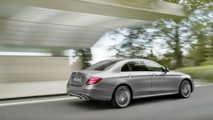 벤츠-E클래스-W213-E250-아방가르드