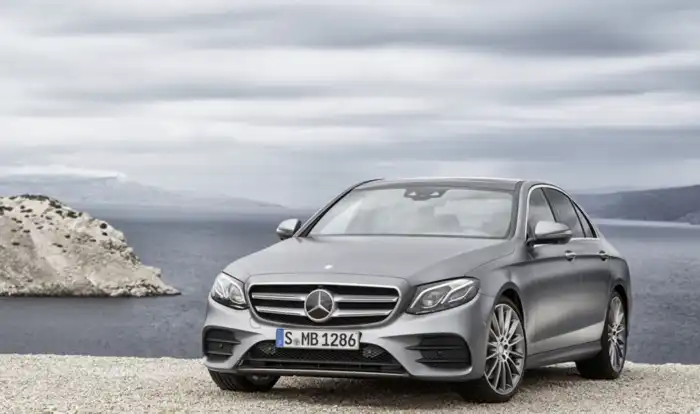 벤츠-E클래스-W213-E300e-익스클루시브