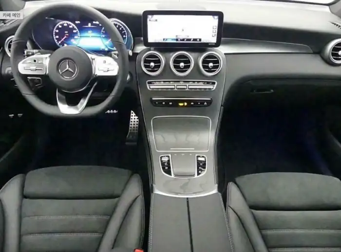 벤츠-GLC-X253-300e-4MATIC-쿠페