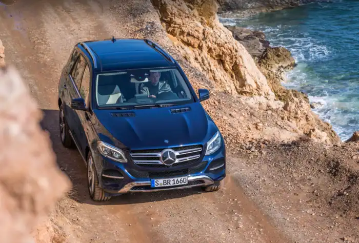 벤츠-GLE-W166-350d-4MATIC