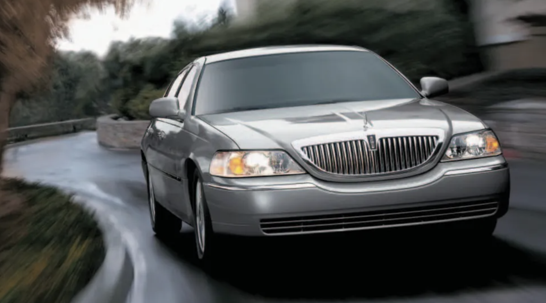 링컨 타운카 중고 썸네일